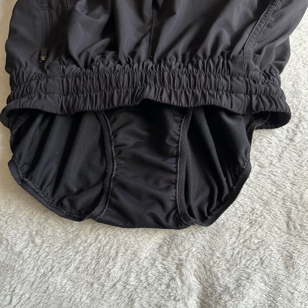 Lululemon Tracker Short V - Picture 8 of 9